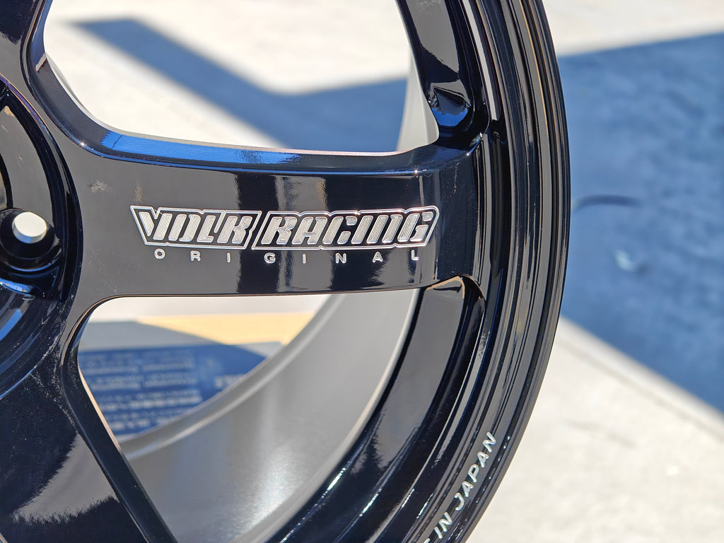 Rays TE37SAGA S-Plus - Gloss Black (BK)