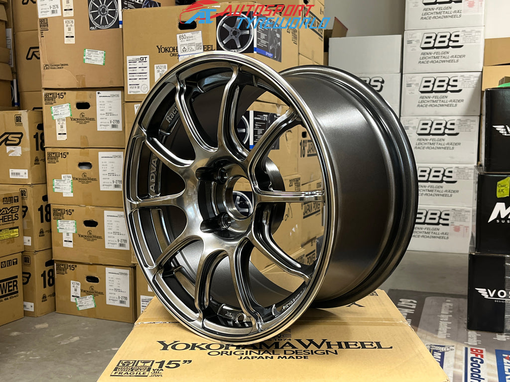 Advan Racing RZII - Racing Hyper Black and Ring (HBR) 15 inch