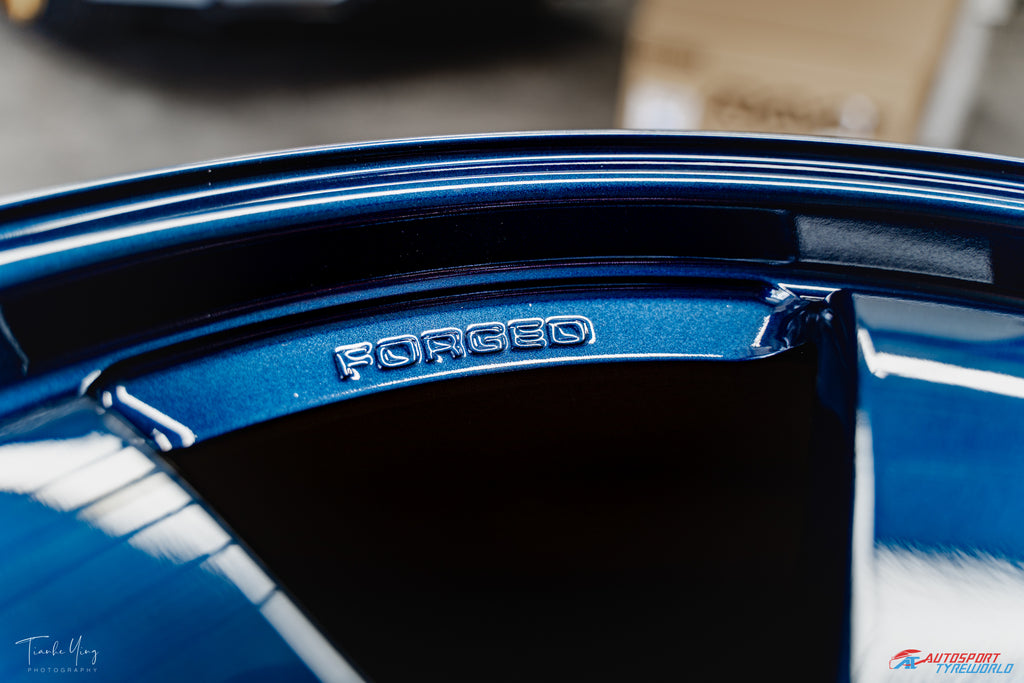 Rays TE37SL 18X9.5, +22, 5X114.3 Mag Blue (Custom)