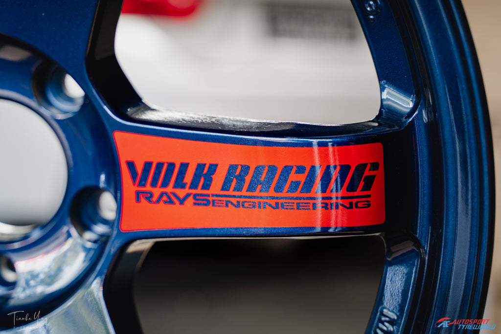 Rays TE37SL 18X9.5, +22, 5X114.3 Mag Blue (Custom)