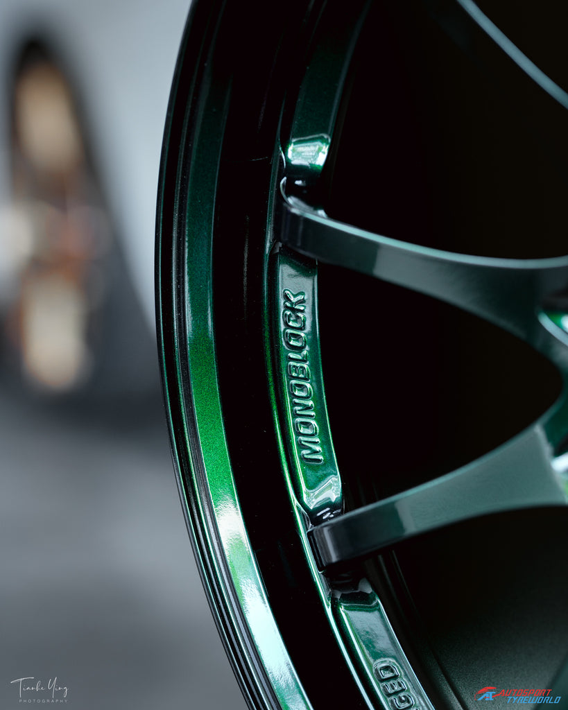 Rays Volk Racing CE28SL - 18X10, +40, 5X114.3 - Racing Green