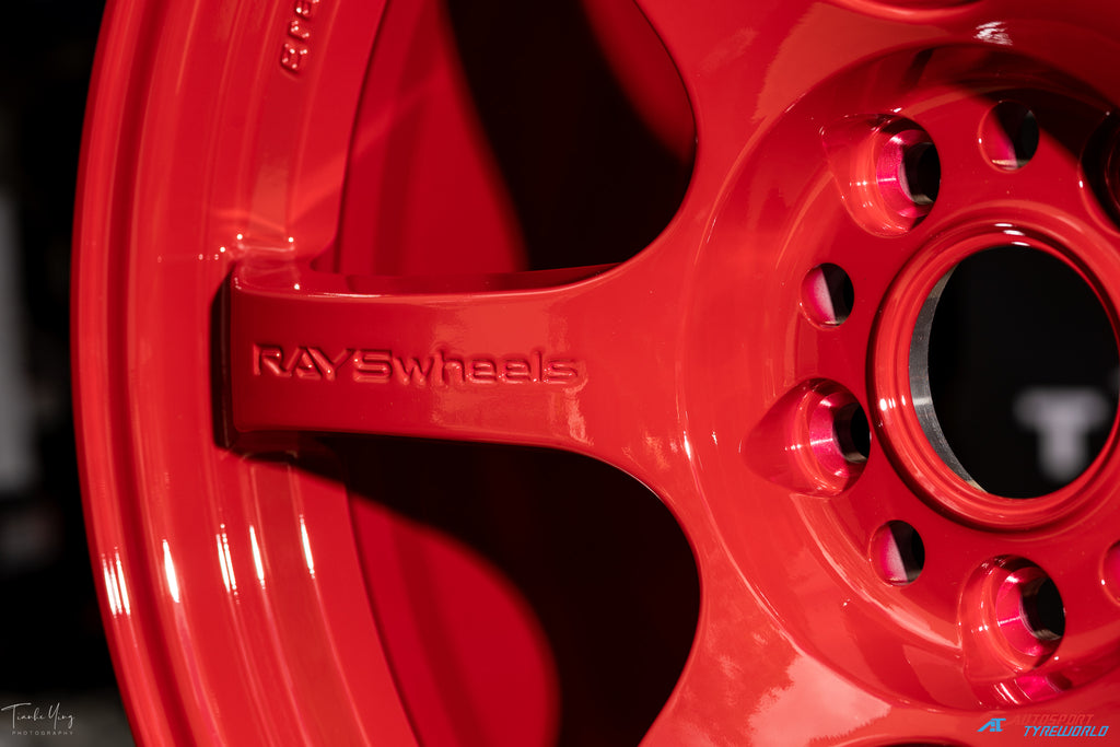 Rays Gram Light 57DR - Milano Red