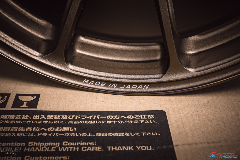 Rays Volk Racing ZE40 -Blast Bronze
