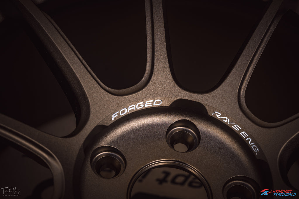 Rays Volk Racing ZE40 -Blast Bronze