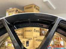 Load image into Gallery viewer, Rays Gram Light 57FXZ