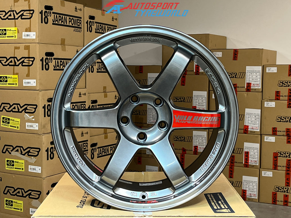 Rays Volk Racing TE37SL in Fomula Sliver (FS)