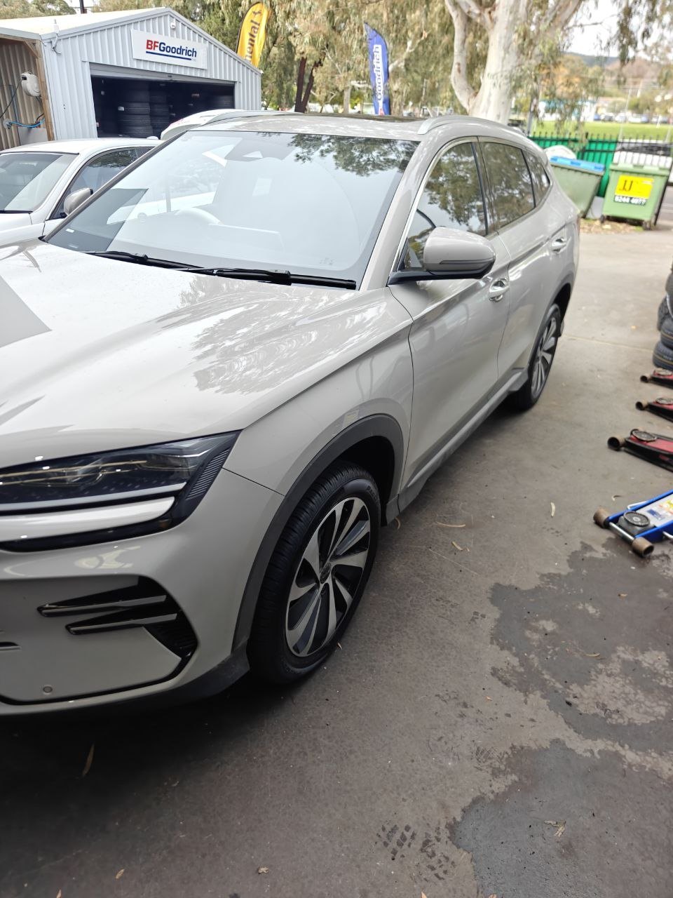Continental ProContact RX on a BYD Sealion 6: Fitment Notes
