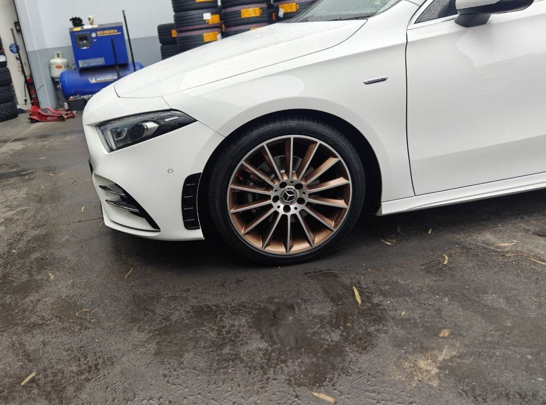 Mercedes-Benz A200 225/40R19 Tyre Wear and Alignment with Continental SC5 SSR