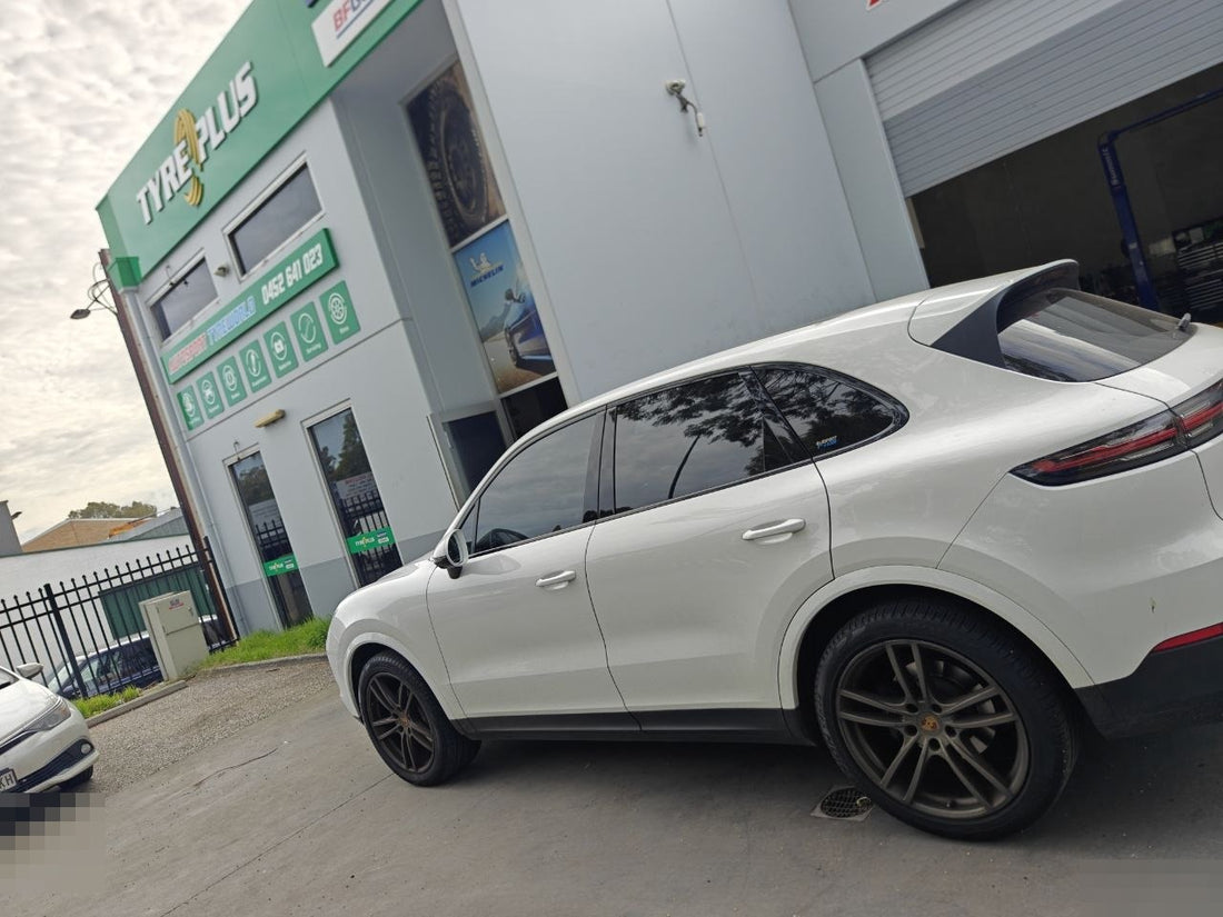 Porsche Cayenne Tyre Wear Checks with Pirelli Scorpion Zero N0