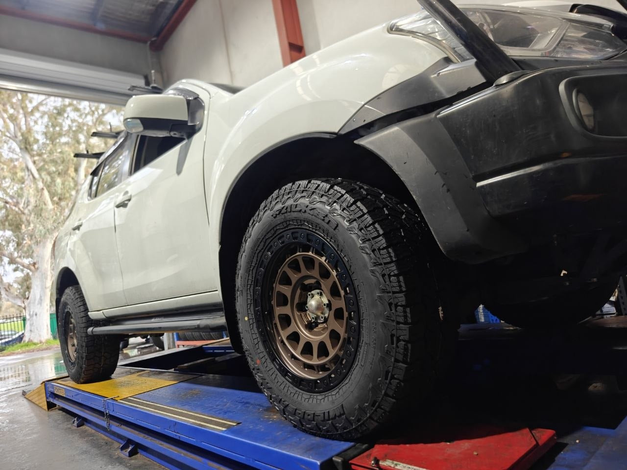 265/65R17 Falken Wildpeak AT4W Adelaide Case Study for Isuzu MU-X