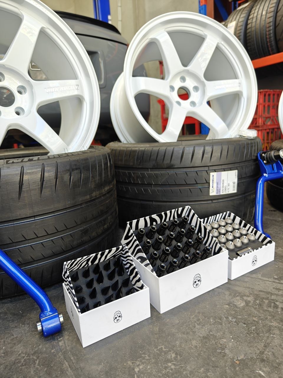 Nissan 370Z TE37 Ultra and Michelin Cup 2 Fitment in Adelaide