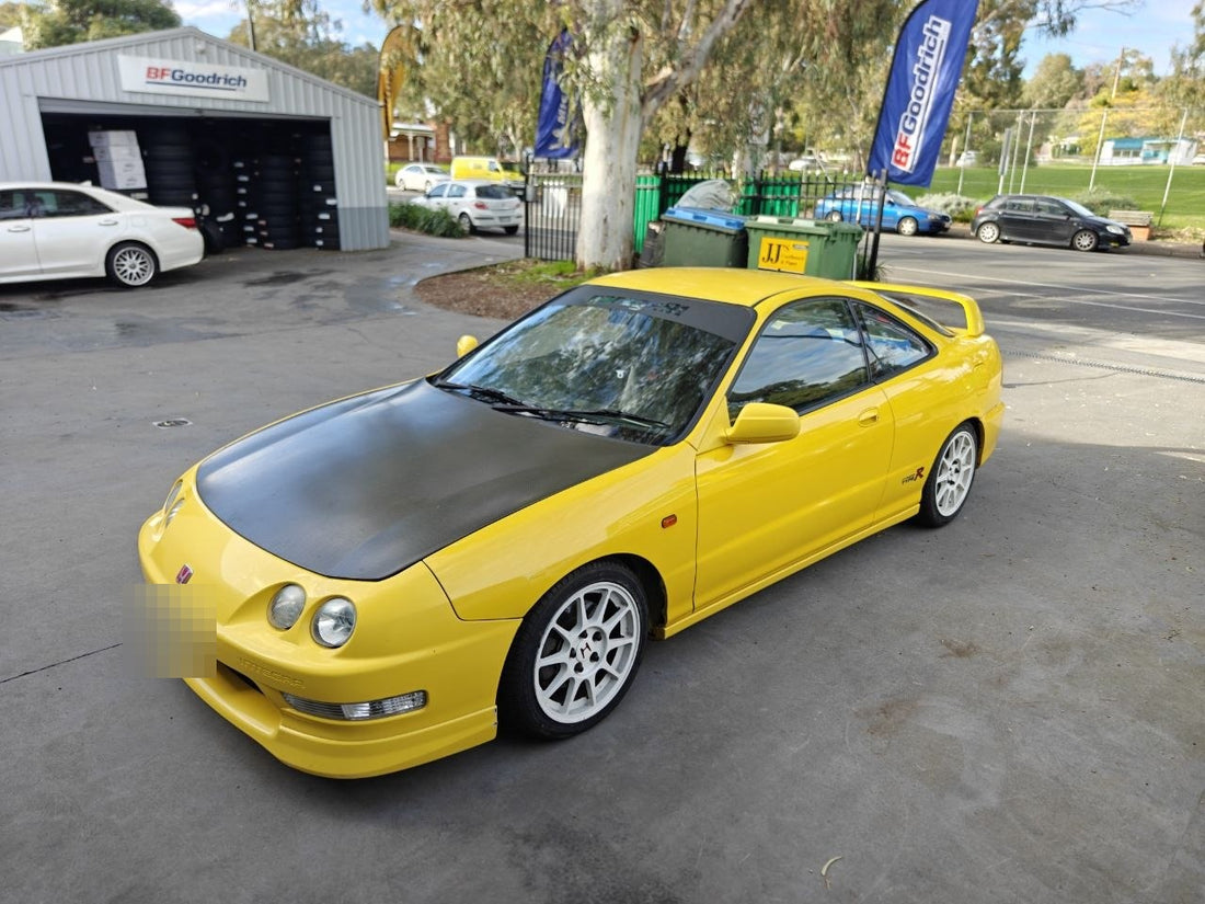 Honda DC2 Type R with Yokohama ADVAN AD09 tyres and wheel alignment at Autosport Tyre World Magill
