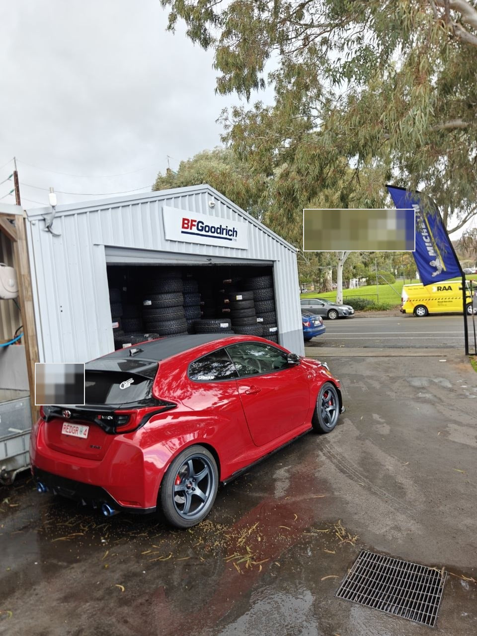 RAYS Gram Lights 57CR Adelaide Case: Toyota GR Yaris 18x9.5 +38