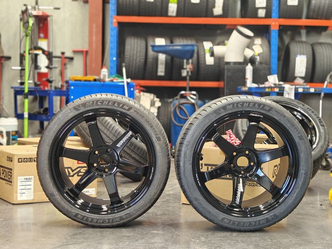Toyota Hilux Michelin PS4S Staggered Wheel and Tyre Package