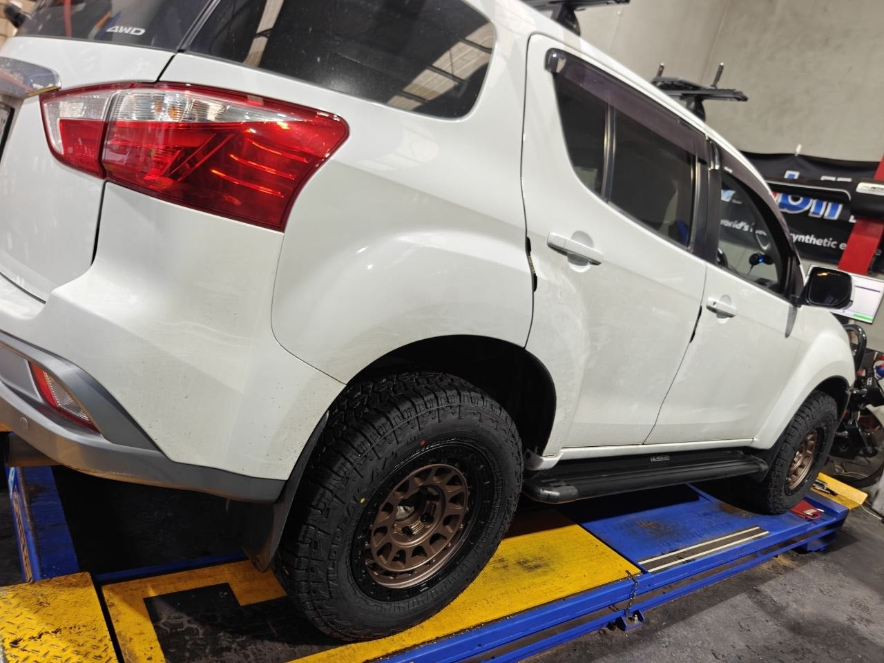 Isuzu MU-X 6x139.7 ROH Assault Wheels in Adelaide