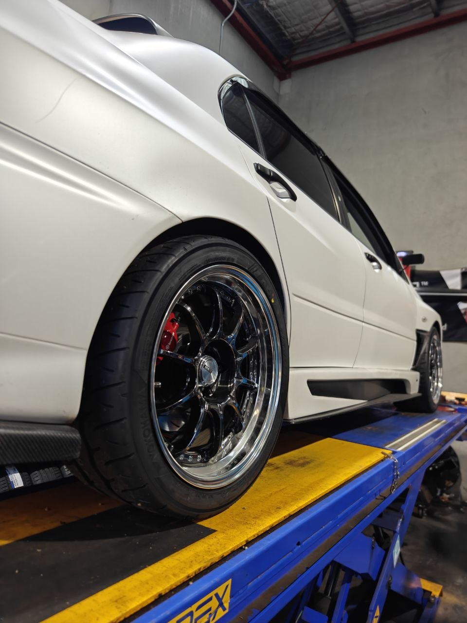 Mitsubishi EVO 8 Fitted with Yokohama AD09 265/35R18 in Magill