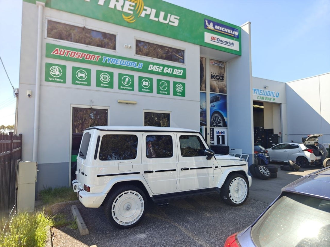 Winrun 295/35R24 Tyres on a White Mercedes-AMG G63