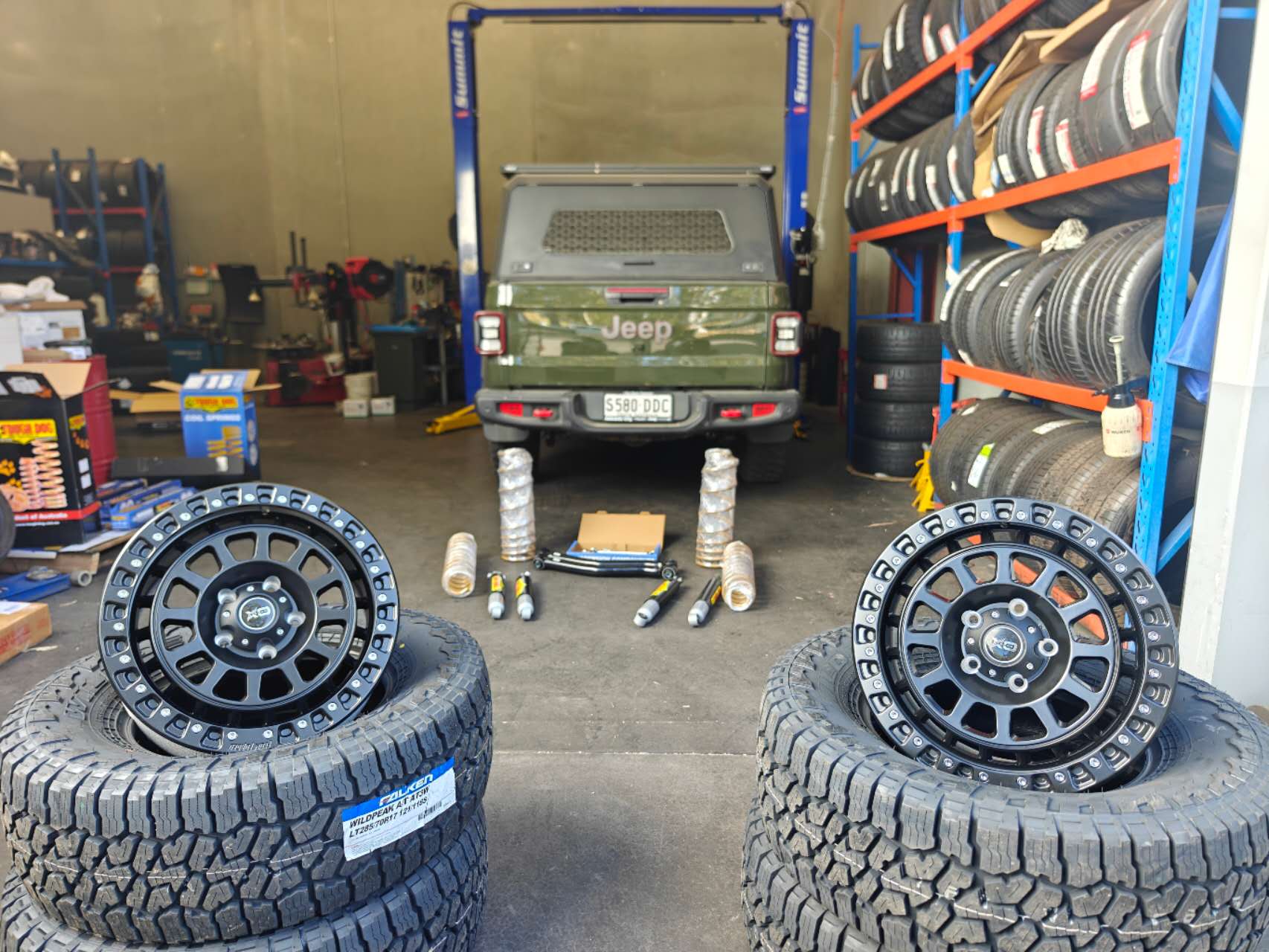 Jeep Gladiator Fitted with OX Wheels OX717 & Falken AT3W | Autosport Tyreworld