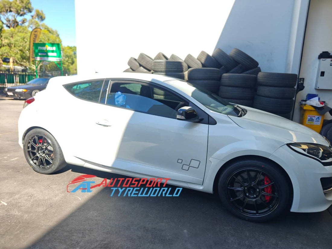 Renault Megane RS Trophy WedsSport TC105X & Nankang CRS 235/40R18 | Autosport Tyreworld
