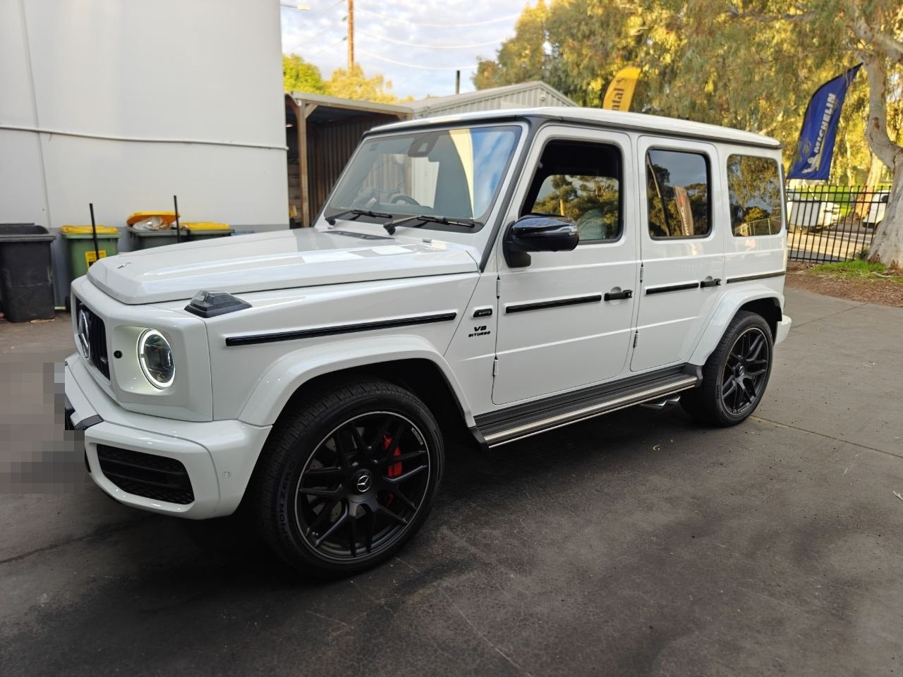 Mercedes-AMG G63 Front-Side Fitment with Pirelli Scorpion Zero MO