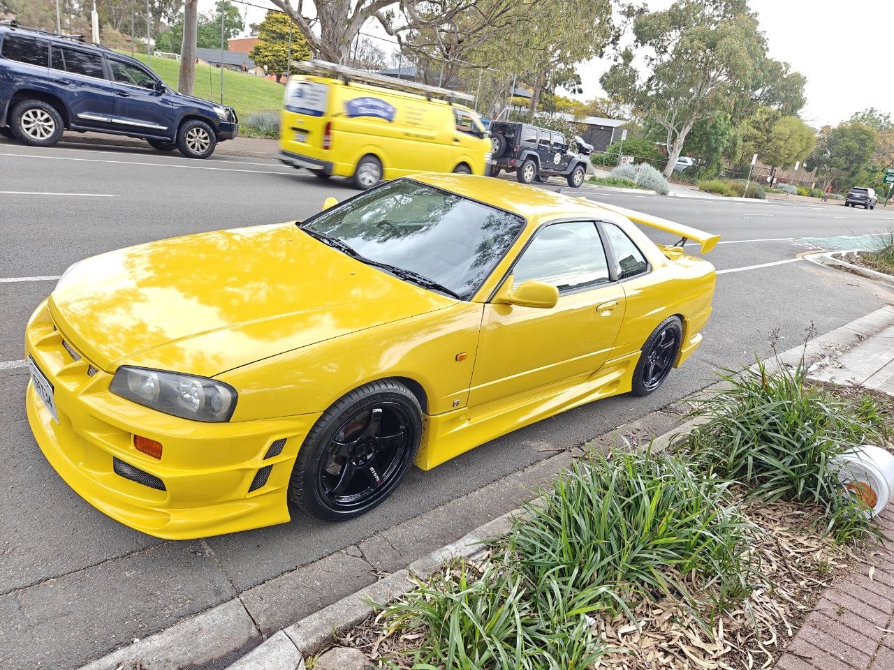 Nissan Skyline R34 Four-Wheel Alignment After Wheels and Tyres