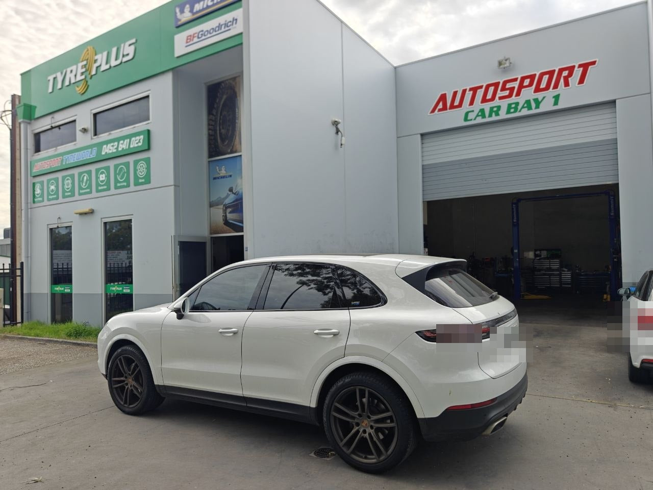 Porsche Cayenne Pirelli Scorpion Zero N0 Tyres and Wheel Alignment
