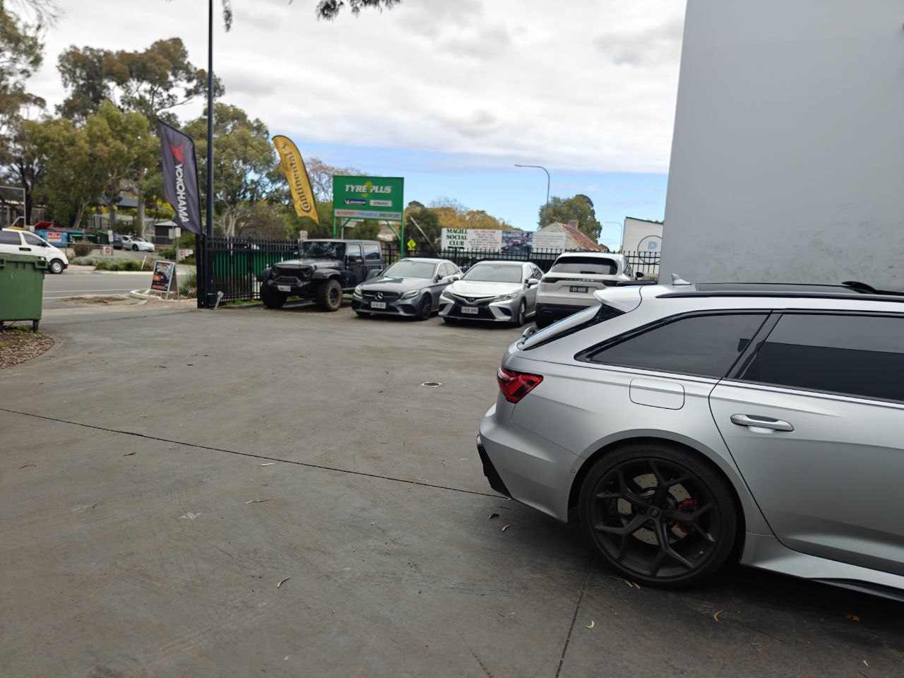 Audi RS6 Avant Tyres Magill Continental SC7 Workshop Fitment