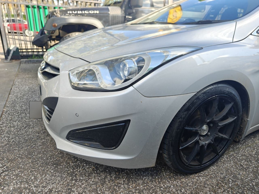Hyundai i40 235/40R18 Continental MC7 Fitment in Magill