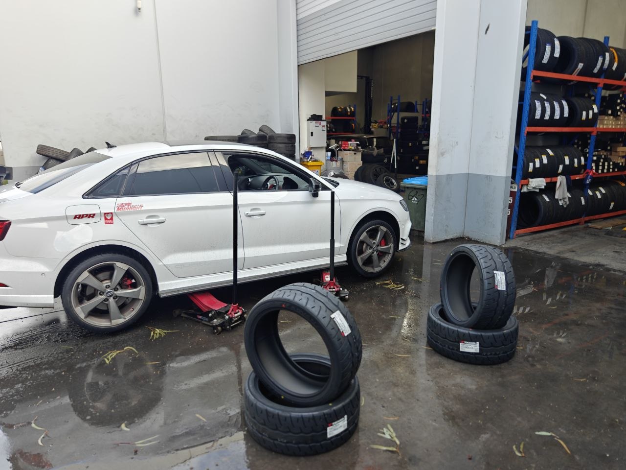 Yokohama ADVAN Neova AD09 Tread Pattern on an Audi S3