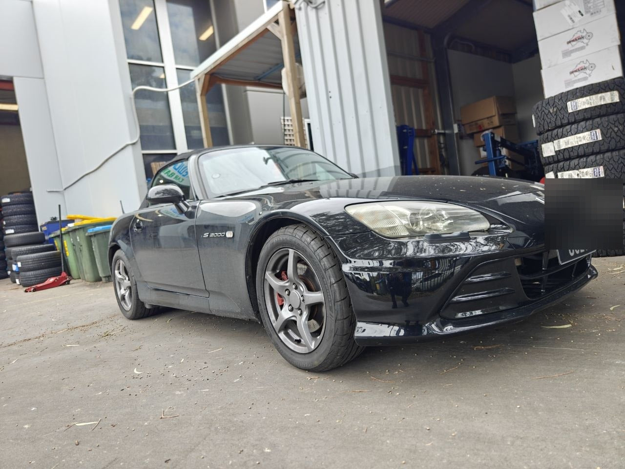 Honda S2000 Bridgestone RE003 Staggered 16-Inch Tyre Fitment