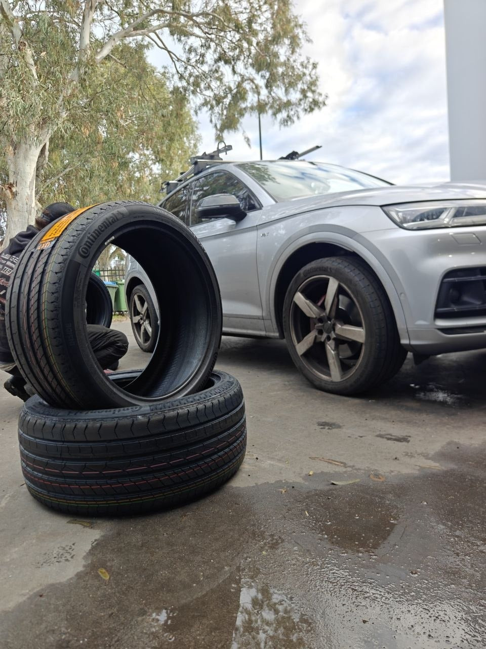 Audi SQ5 fitted with 265/40R21 Continental UltraContact UX7 tyres at Autosport Tyre World Magill