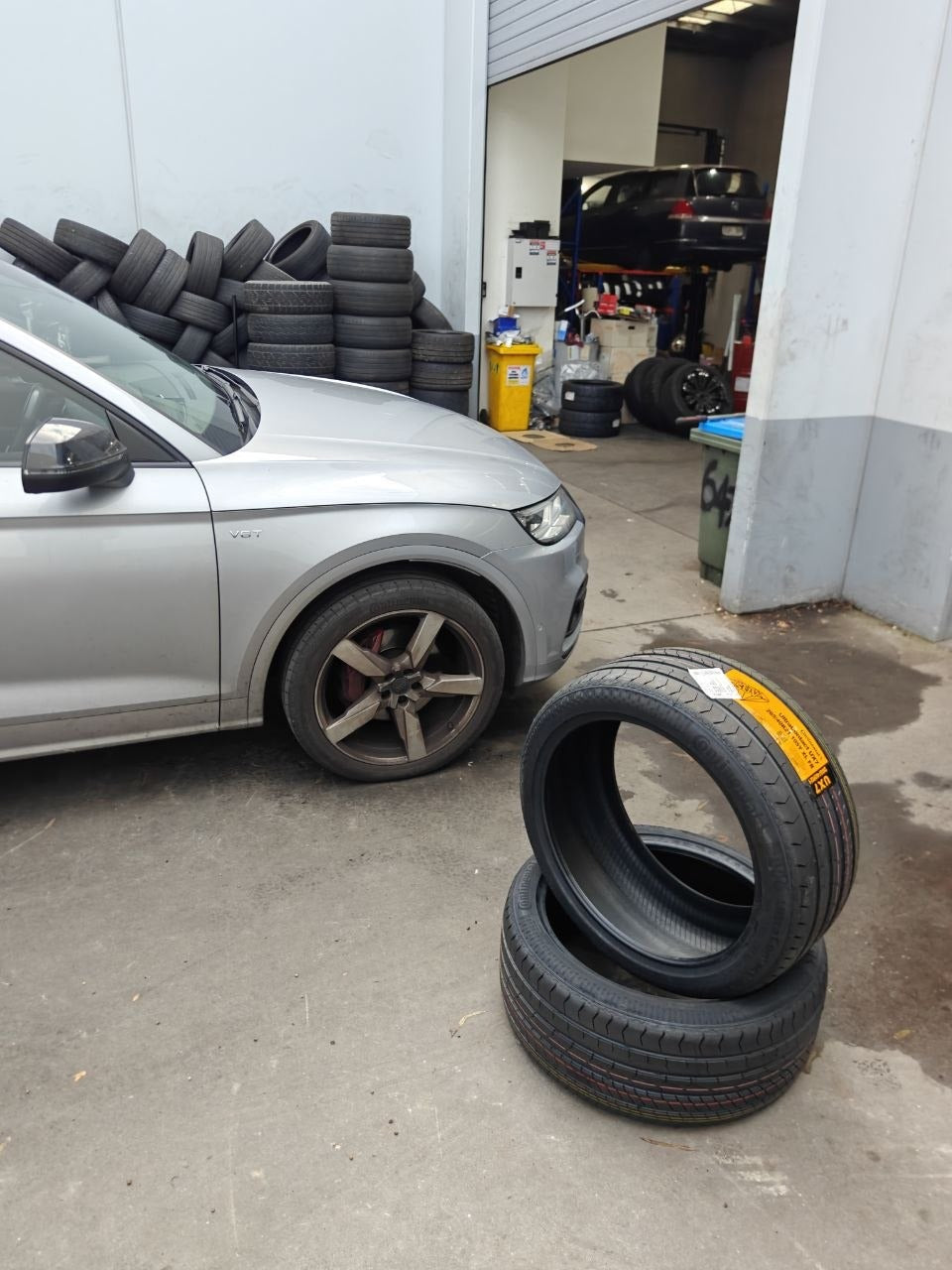 Audi SQ5 with 265/40R21 Continental UltraContact UX7 tyres at Autosport Tyre World Magill