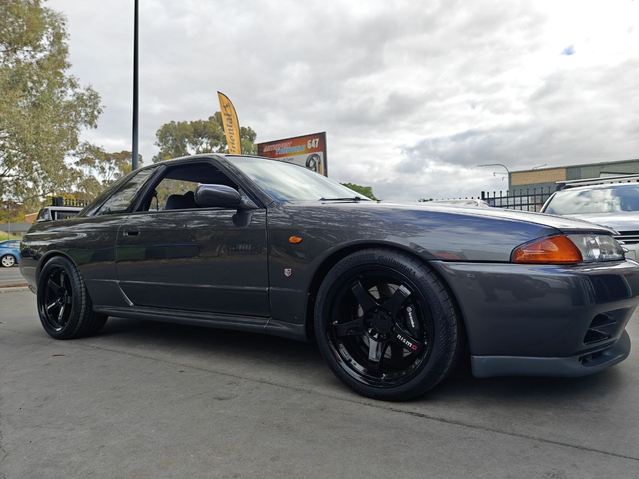 Nissan Skyline GT-R R32 Four-Wheel Alignment After LMGT4 and MC6