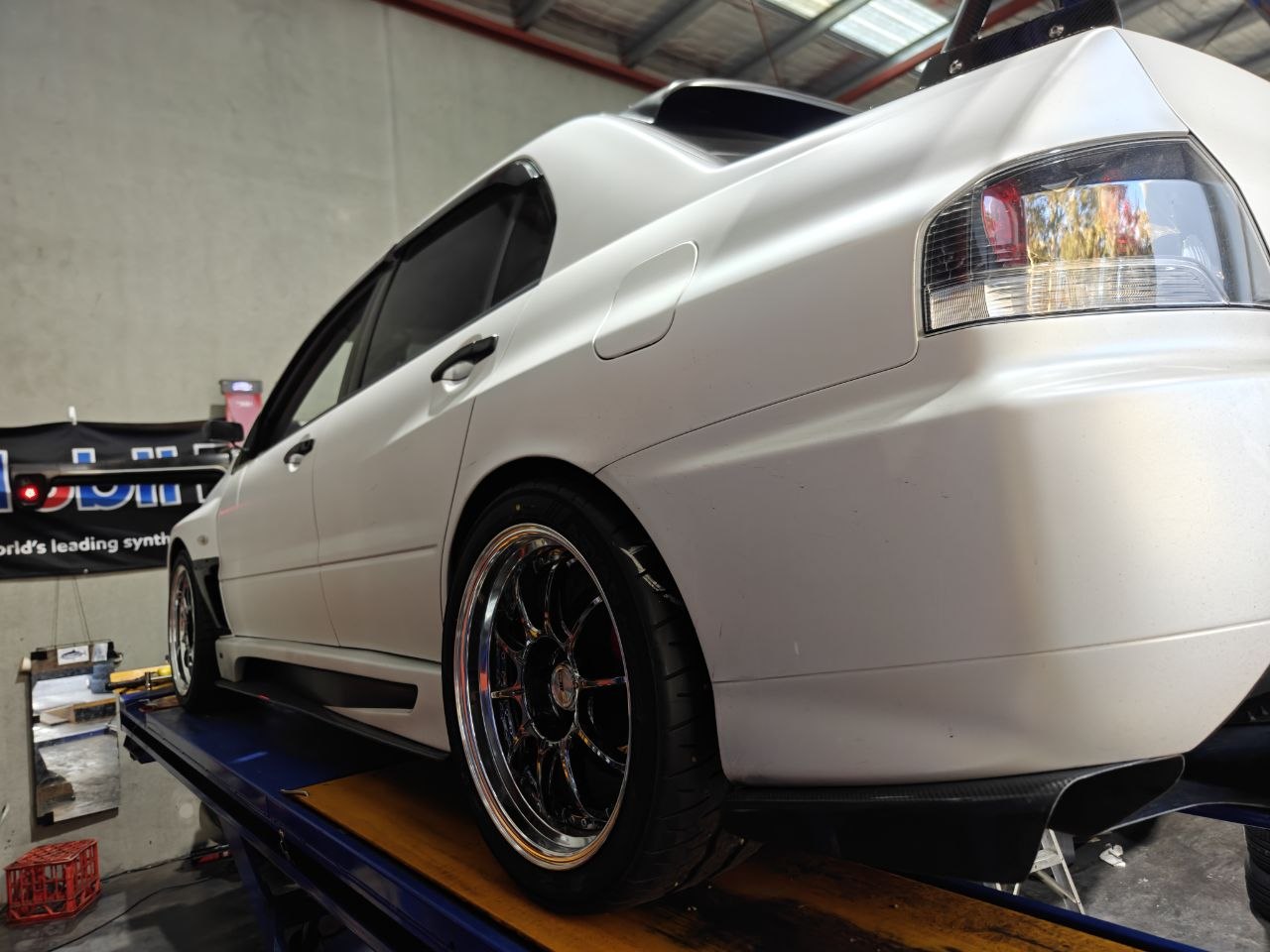 EVO 8 Four-Wheel Alignment After Yokohama AD09 265/35R18