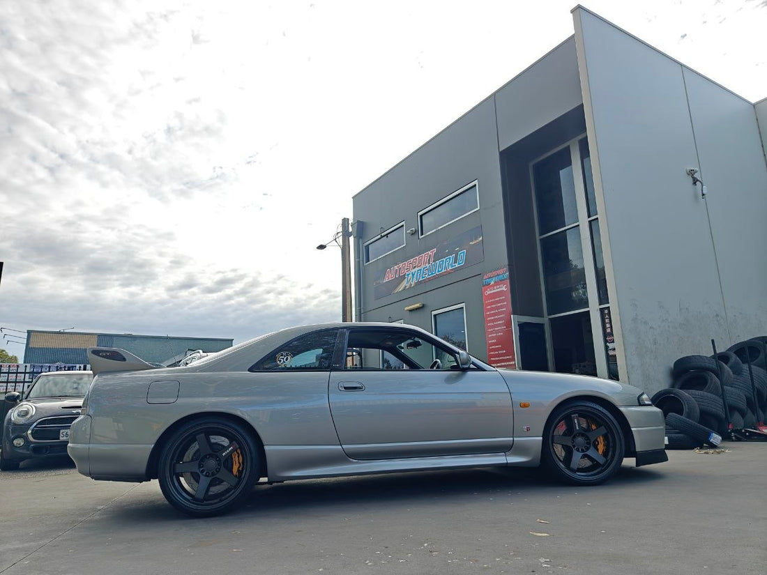 R33 GT-R Wheel and Tyre Package at Magill: NISMO and Continental