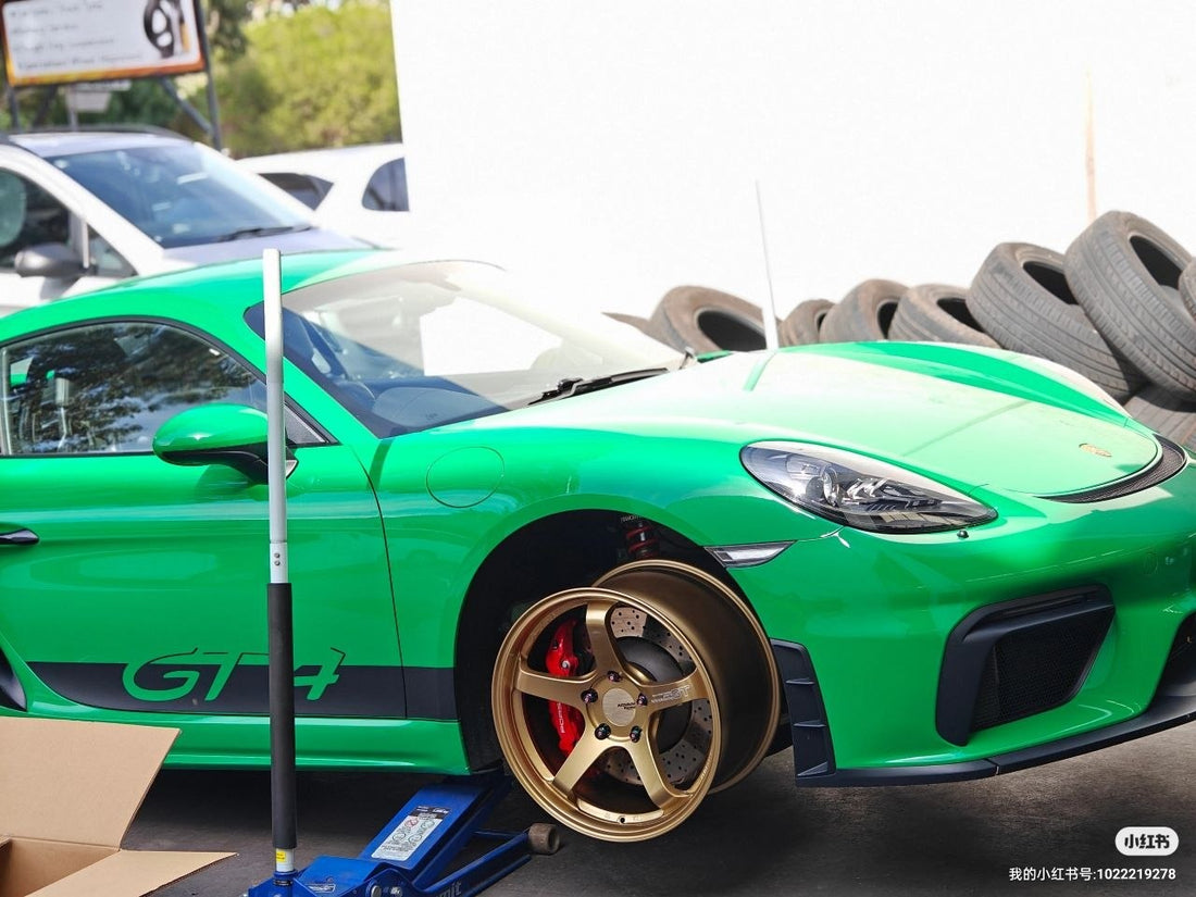 Porsche GT4 245/40R19 and 295/35R19 Michelin PS4S Fitment