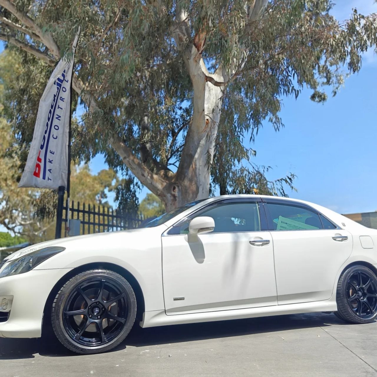 Toyota Crown Four-Wheel Alignment After WedsSport SA-75R and PS5