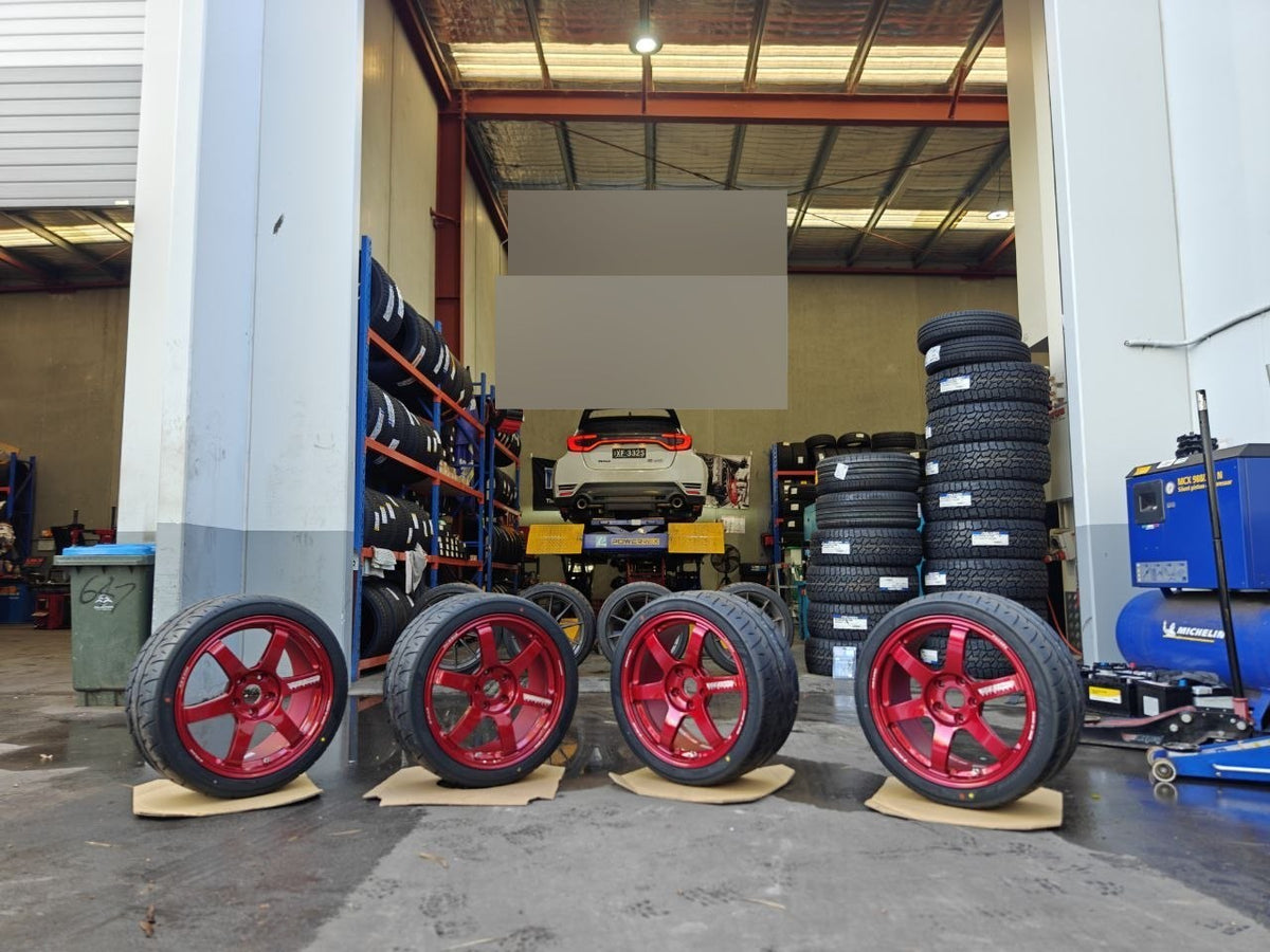 Toyota GR Yaris Tyres Magill: 255/35R18 Yokohama AD09