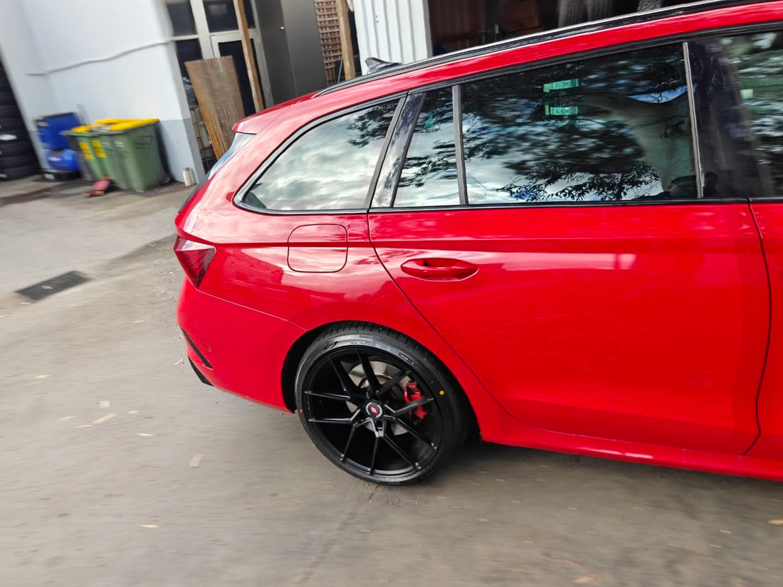 Skoda Octavia IV Dunlop BlueResponse TG Inforged IFG39 fitment 10
