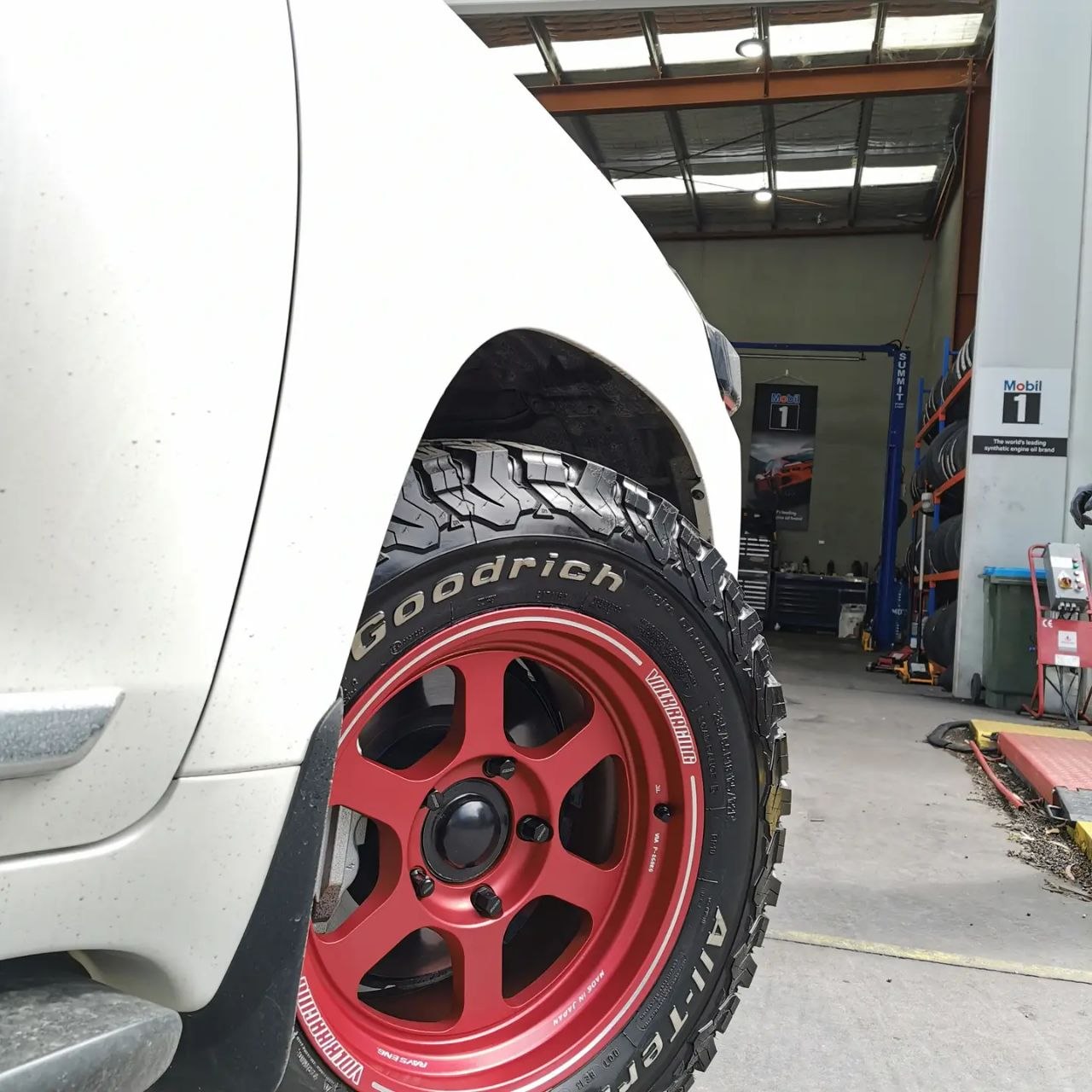 BFGoodrich KO2 285/65R18 on Toyota LC200 Adelaide