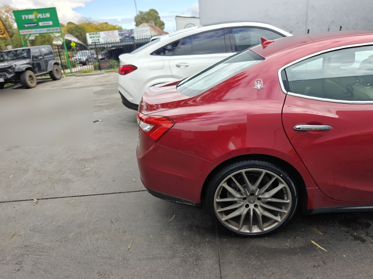 Maserati Ghibli Winrun R330 Rear Tyres at Autosport Tyre World Magill