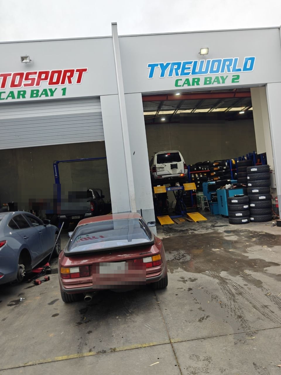 Porsche 944 Staggered Tyre Sizes: 225/45R17 Front 255/40R17 Rear