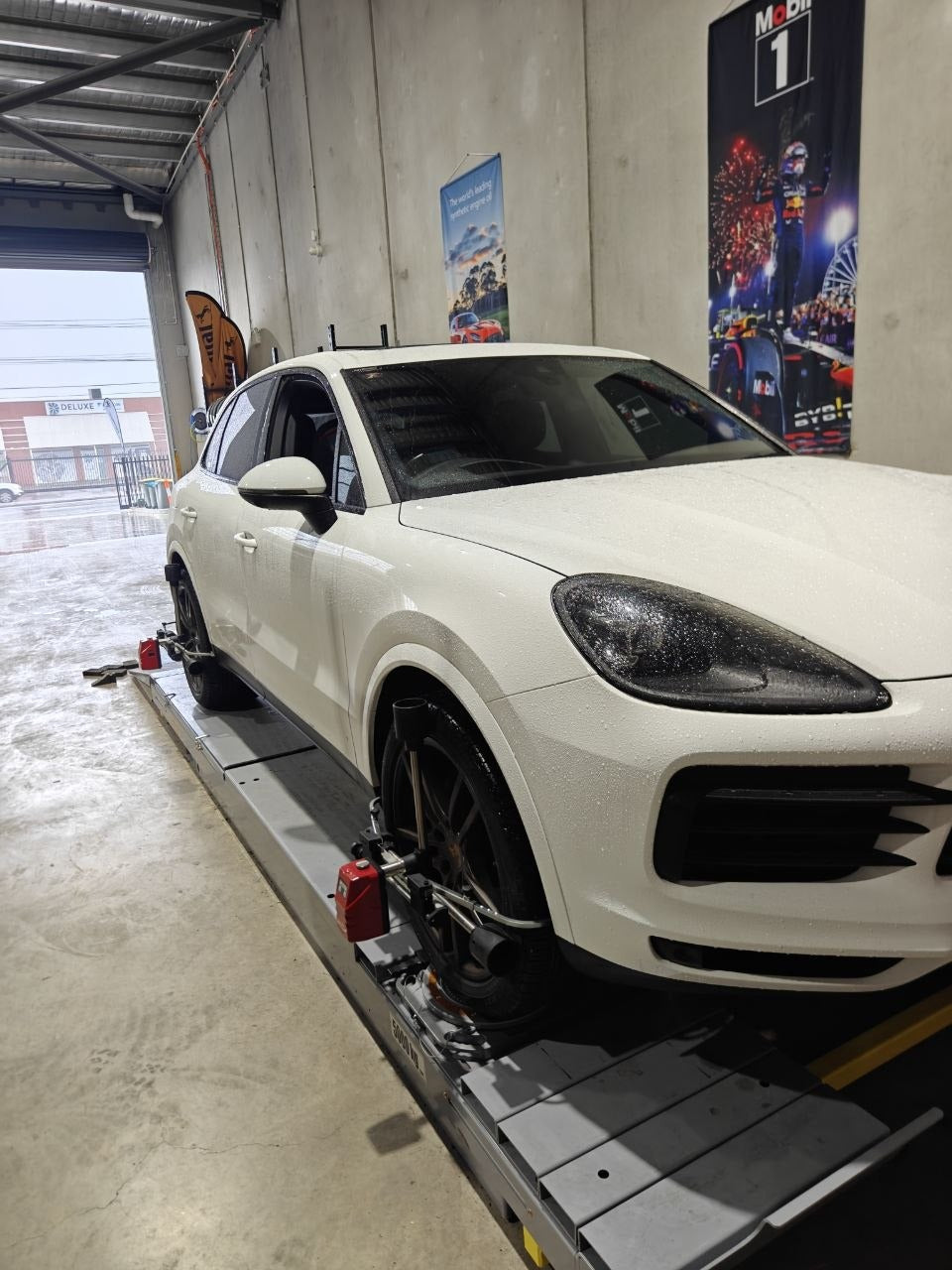 Why N0 Matters on Porsche Cayenne Pirelli Scorpion Verde Tyres