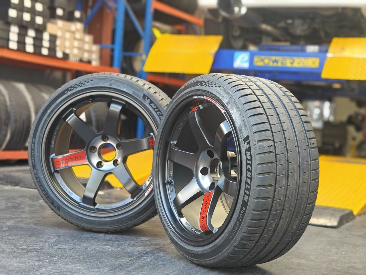 Nissan Skyline R33 GT-R with RAYS TE37SL Black Edition III wheels and 265/35R18 Michelin Pilot Sport 5 tyres at Autosport Tyre World Magill