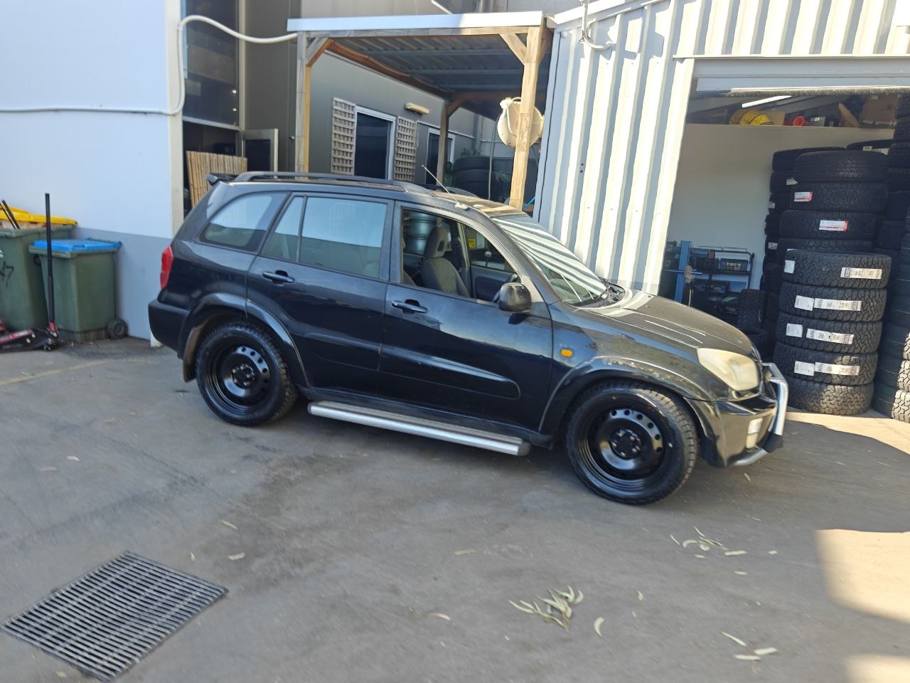Dynamic Round Hole 18x7.5 +35 Wheels for Toyota RAV4 Adelaide