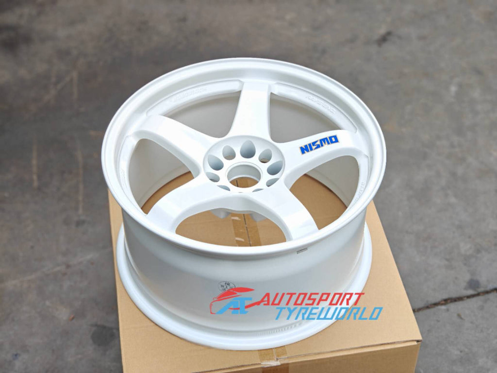 Nismo LMGT4 18" 40th Anniversary (Stock available)