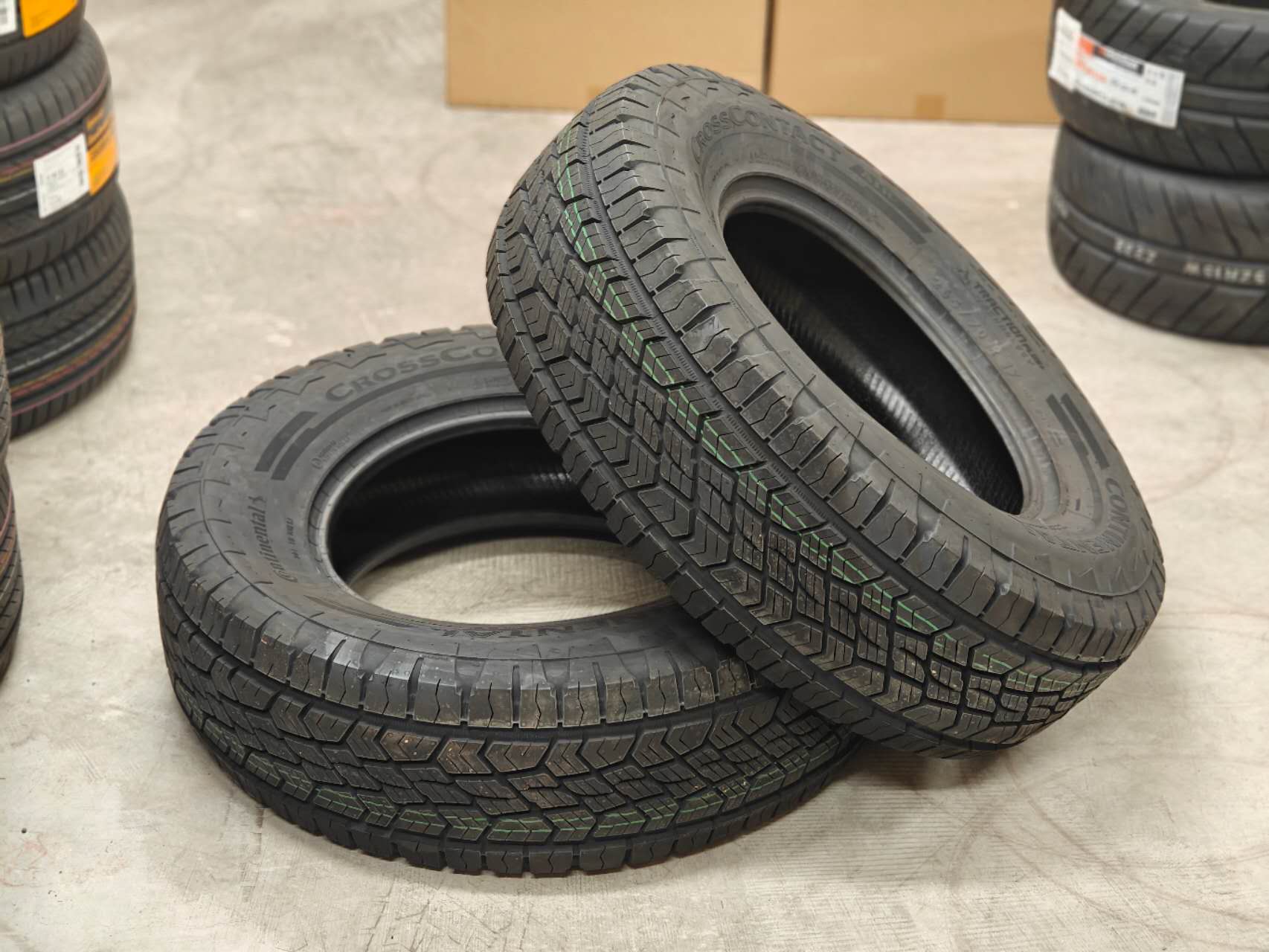 235/60R18 107T Continental CrossContact ATR
