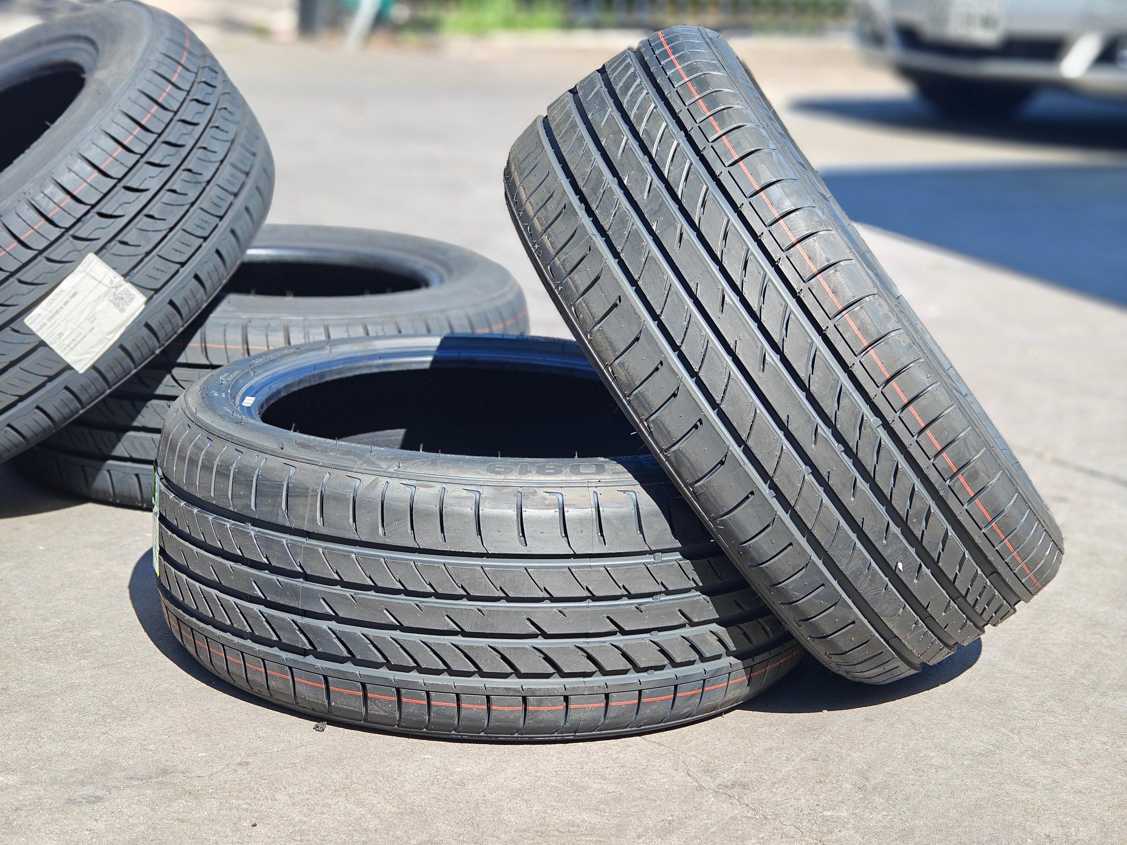 Rapid 225/50R17 98W ECO819