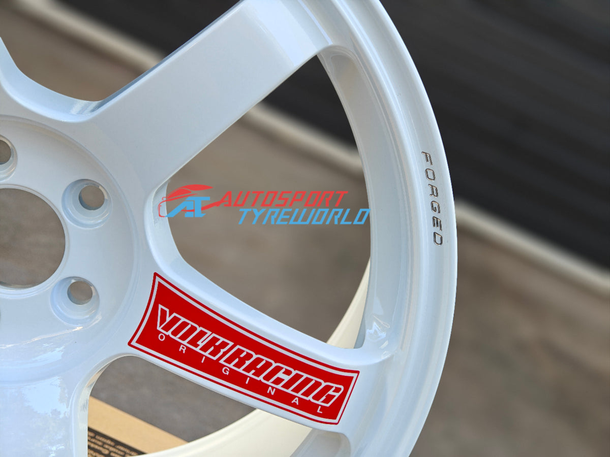 Rays Volk Racing TE37SAGA SL - Dash White