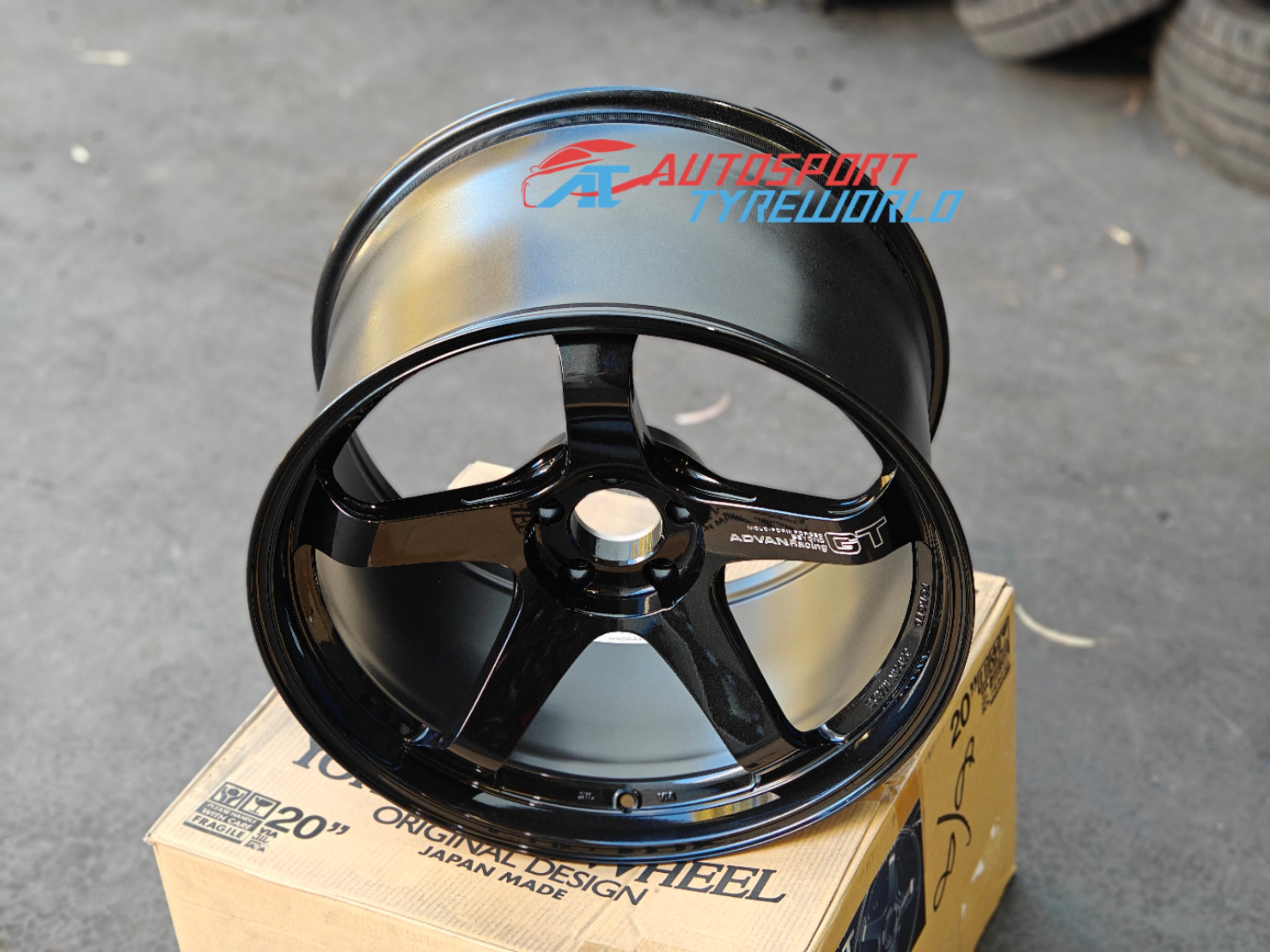 Advan GT Beyond - Racing Titanium Black (TBK) - GTR35